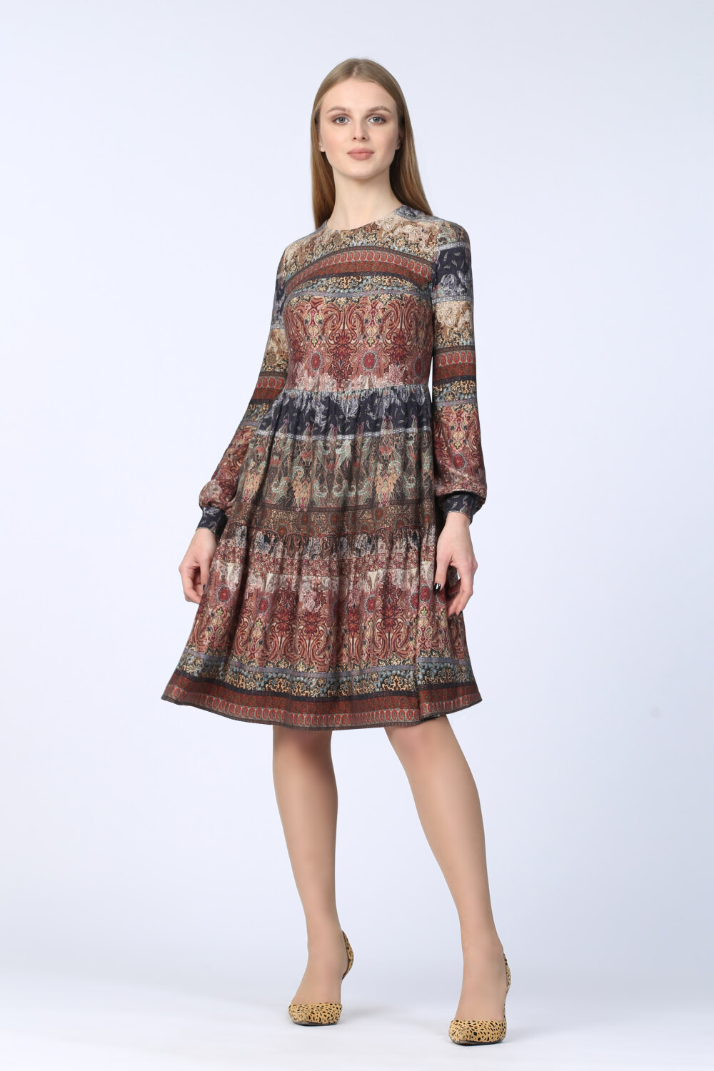 Платье женское "Каскад" модель 624/6 бежевый купон