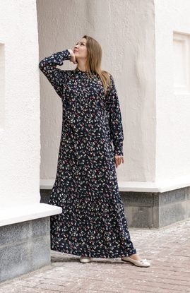 Платье женское "Феодосия" модель 477 вискоза цветочки на синем